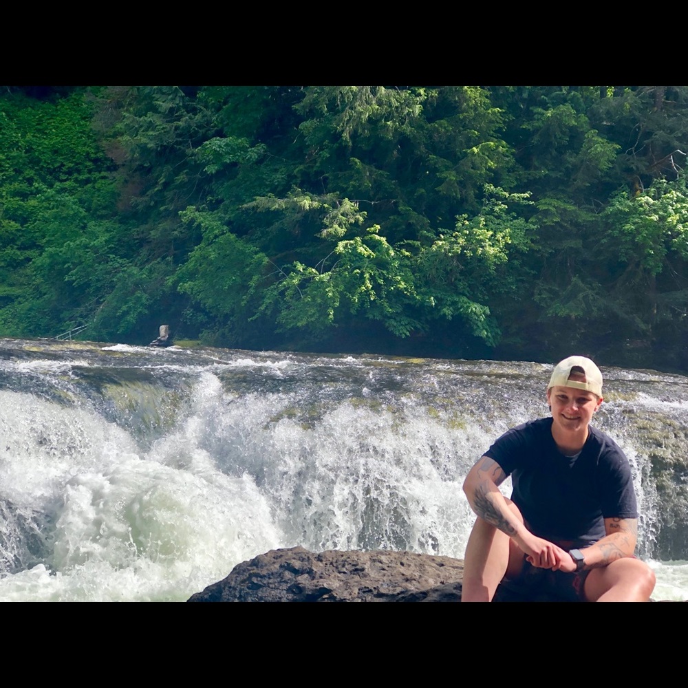 Meet your Posher, Hailey